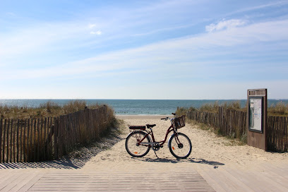 Veloc&rsquo;Ouest by Camping Paradis Mer d&rsquo;Iroise – Location de vélos – Plomodiern
