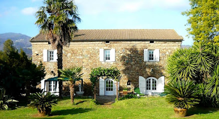 Location en Corse maison de vacances, piscine chauffée, proximité de la mer. Villa/homes Holidays Corsica.