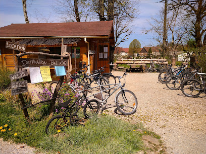 Destination Balade et les cabanes de la guide