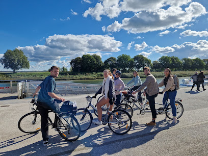 Les locations du canal : vélos et bateaux