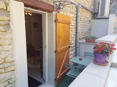 Gîte Tan Rouge – Hébergement Vélo – Calme et Repos