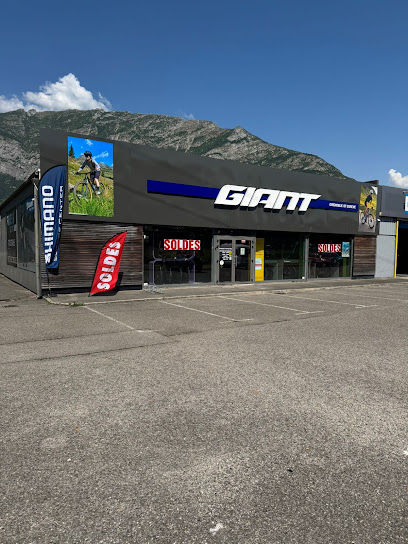 Giant Grenoble Saint Egreve