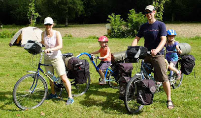 Location de vélos, pedalo, canoës à Gouarec