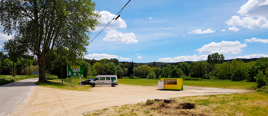 Accueil et parking Kayak Vert Pont du Gard à Collias – Gratuit et privée – Réservé à nos clients.