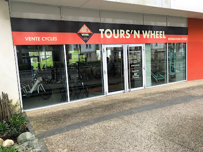 Tours&rsquo;N Wheel
