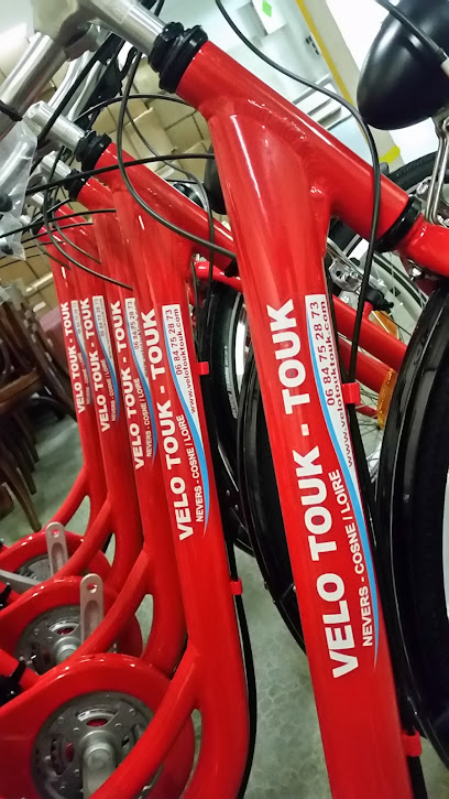 Agence VELO TOUK-TOUK Nevers – Spécialiste de la LOIRE A VELO
