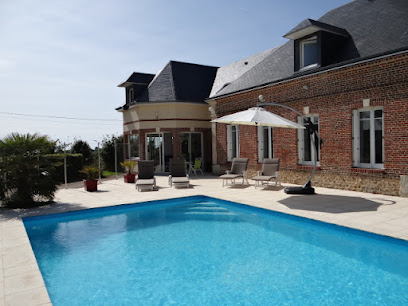 Gîte l&rsquo;Écurie et Chambre d&rsquo;hôtes La Roquette : Location avec piscine chauffée, près de Fécamp, en Seine-Maritime, Normandie